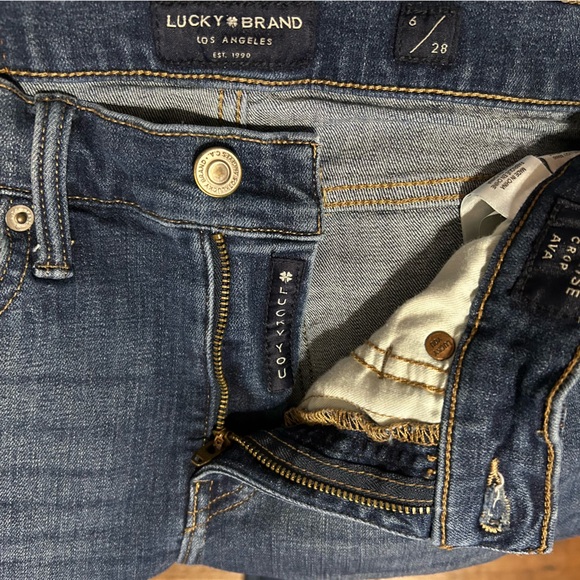 Lucky Brand Women’s Jeans 6/28 Medium Wash Mid Rise Crop Ava - Picture 6 of 8